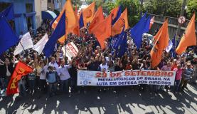 Metalúrgicos protestam em SP contra reformas propostas pelo governo