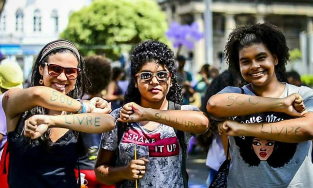 Artigo I As mulheres e seu papel nas cidades brasileiras