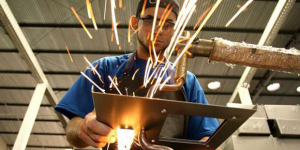 Produção industrial registra queda de 0,2% em setembro