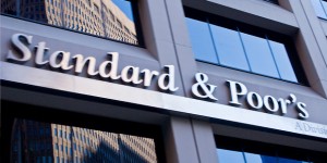 S&P volta a rebaixar nota do Brasil