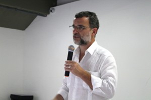 Artigo do professor Valter Pomar