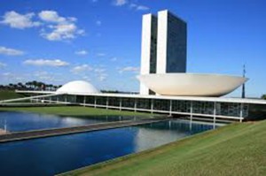 CAS discute reforma trabalhista na terça (13) e vota no dia 20